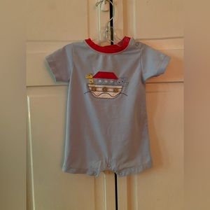 EUC 6 month Ishtex blue Noah’s Ark bubble with red trim.
